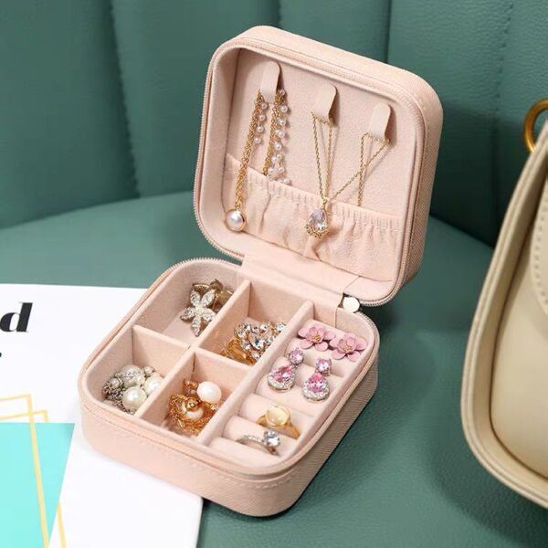 Square PU leather jewelry storage box travel